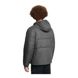 Campera puffer Under Armour con capucha, confeccionada en nailon resistente al agua con tecnología UA Storm. Presenta aislamiento sintético para mayor calidez, cierre frontal completo, bolsillos laterales y puños elásticos.