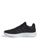Championes Adidas Lite Racer 4.0 de diseño deportivo, color negro con mediasuela blanca con tecnología Cloudfoam. Presentan el logo de la marca en la lengüeta y las tres tiras laterales características.