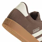 Championes Adidas VL Court 3.0 para mujer, color marrón con las tres tiras características en blanco y suela de goma tipo chunky.