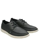 Zapato casual de cuero azul navy de la marca Rockford, modelo Adam. Cuenta con suela de goma blanca, cordones y detalles de costuras visibles.