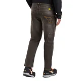 Pantalón de jean azul oscuro con costuras reforzadas en contraste, corte recto y diseño funcional con múltiples bolsillos.