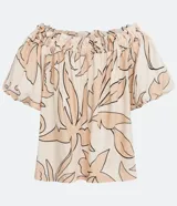 Blusa con escote de hombro a hombro en viscosa con estampado floral en tonos beige y negro.
