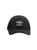 Gorro tipo gorra con visera de marca Umbro, color azul marino con logo bordado en blanco en el frente.