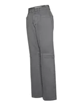 Jeans de tiro alto con corte recto y diseño de costuras verticales decorativas. Presenta cierre frontal con botón y bolsillos laterales integrados en el diseño de la pierna.