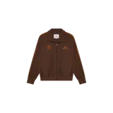 Campera deportiva Eme Studios modelo Cove Fawn Track Full Zip, de color marrón con cierre frontal completo y cuello alto. Presenta detalles bordados en naranja en el pecho y bandas laterales en las mangas con diseño geométrico.