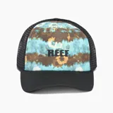 Gorro trucker con visera curva, frente estampado con flores en tonos celeste, marrón y amarillo, y logo Reef en negro.
