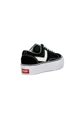 Championes con plataforma Pony modelo Garden CF1189H, color negro con detalles blancos y suela gruesa.