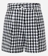 Short de tiro alto con estampa pied-de-poule, confeccionado en poliéster con textura. Presenta un corte recto y diseño corto.
