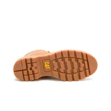 Bota de caña media Caterpillar modelo Colorado, confeccionada en una combinación de gamuza y canvas color marrón. Presenta cierre con cordones, ojales metálicos dorados, suela de goma dentada y logo de la marca en el lateral.