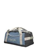 Bolso de viaje RKF de la línea Water Resistant, color azul con detalles en beige y negro, confeccionado en poliéster reciclado. Cuenta con gran capacidad, múltiples compartimentos, asas superiores y correa ajustable y removible.
