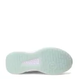 Championes Under Armour modelo Edge Suede, color verde menta, con capellada de gamuza y malla, logo lateral y suela blanca con tecnología Charged Cushioning.