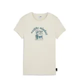 Remera de manga corta Puma con cuello redondo, color beige, con estampado gráfico frontal en tonos azulados que incluye la frase 'wealthy mindset' y una ilustración de estilo retro.
