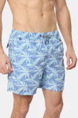 Short de baño clásico con estampado de hojas en tonos celeste y rosa, cintura elástica con cordón ajustable, dos bolsillos laterales y suspensor de malla fina.