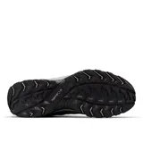 Championes de trekking Columbia modelo Crestwood Low Omni-Grip, color gris con detalles en negro. Confeccionados con empeine de gamuza y tejido, mediasuela ligera y suela de caucho con tracción.
