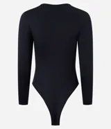 Body básico de poliamida y elastano color borgoña, con cuello redondo y mangas largas.