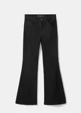 Jeans de terciopelo color negro, tiro alto y estilo flare, con diseño de cinco bolsillos y trabillas para cinturón.