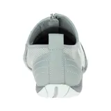 Zapatilla slip-on Merrell Barrado color gris claro, de malla y cuero, con cierre de cremallera frontal, suela de goma y plantilla antimicrobiana.