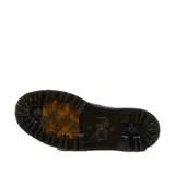 Botas de plataforma Dr. Martens modelo Jadon, confeccionadas en cuero negro con acabado liso. Presentan el diseño clásico de 8 ojales con cordones, pespuntes amarillos en la base, suela Quad de alta resistencia y cierre lateral para facilitar el calce.