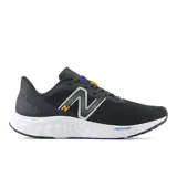 Championes de running New Balance Fresh Foam Arishi V4, color negro con detalles en gris, blanco, amarillo y violeta.