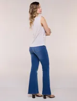 Musculosa blanca de modal y lyocell, de marca Elie Tahari, con escote a la base, sin mangas y frunces drapeados en los laterales.