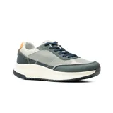 Championes deportivos American Sport modelo Jaume de estilo urbano, con combinacion de tonos gris, azul marino y detalles en naranja. Cuentan con capellada de malla transpirable, refuerzos sinteticos, cordonera tradicional y suela chunky de goma blanca con estrias.