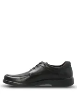 Zapato de vestir negro con tecnología waterproof, confeccionado en cuero con cordones y suela de poliuretano.