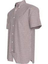 Camisa de manga corta Tommy Hilfiger con cuello abotonado y cierre frontal de botones. Presenta un diseño de cuadros gingham en tonos blanco y bordó, con el logo de la marca bordado en el pecho.