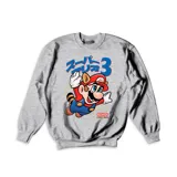 Buzo gris de cuello redondo y manga larga con estampado frontal de Mario Bros en su versión mapache y texto en japonés.
