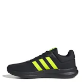 Championes Adidas Lite Racer 4.0 de diseño liviano, confeccionados en malla transpirable. Presentan mediasuela con tecnología Cloudfoam para mayor amortiguación y suela de goma resistente. El diseño es negro con las tres tiras laterales y detalle en la lengüeta en color amarillo neón.
