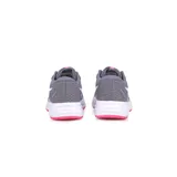 Championes Asics Patriot 12 grises con detalles en blanco y rosa. Diseñados para running, con capellada de malla transpirable, entresuela de EVA y suela de goma moldeada.