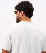 Remera deportiva Get Over de color azul marino, confeccionada en tech fleece con tecnología dry de secado rápido, cuello redondo y manga corta, de corte holgado.