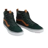 Championes de caña alta Vans Filmore Hi Vansguard, color verde oscuro con detalles en marrón y suela blanca.