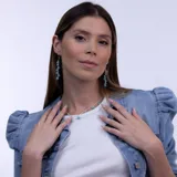 Collar de plata 925 con cadena de 40 cm más 5 cm de extensión, adornado con piedras de amazonita en forma de gotas.