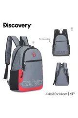 Mochila Discovery de diseño urbano, combinando paneles en gris, negro y verde oliva. Cuenta con un compartimento principal amplio, un bolsillo frontal con cierre, bolsillos laterales de red y correas ajustables acolchadas. Incluye el logo de la marca bordado en la parte superior y el nombre estampado en la base.