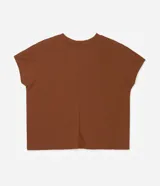 Blusa tipo muscle tee de corte holgado, confeccionada en tejido rib acanalado, con escote redondo y diseño sin mangas.