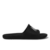 Ojotas New Balance modelo SUF100A1, color negro con el logo de la marca en blanco sobre la tira superior.
