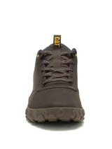 Calzado de trekking Caterpillar modelo Hex Ready Lo, color marrón con suela de goma en tonos marrones y beige. Confeccionado en cuero y gamuza, cuenta con cordones y el nombre de la marca lateral grabado.