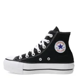 Championes de caña alta con plataforma Converse Chuck Taylor All Star Lift, confeccionados en lona de algodón color negro. Poseen suela doble de goma vulcanizada, puntera de goma blanca y cierre mediante cordones.