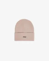 Gorro tipo beanie color beige con logo Obey bordado en negro en el frente.
