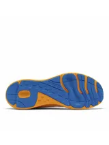 Championes de running Columbia Konos Featherweight Omni-Grip, en color naranja con detalles en azul y celeste, diseñados para trail running y actividades al aire libre con tecnología de amortiguación y suela de alta tracción.