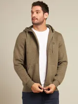 Canguro con capucha color ladrillo, con cierre frontal y bolsillos tipo canguro.