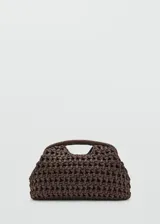 Bolso de mano marrón de tamaño pequeño, confeccionado con tejido de fibra natural de papel con diseño trenzado. Cuenta con asa integrada y forro interior de poliéster.