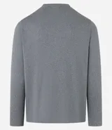 Remera deportiva azul para hombre, modelo comfort, confeccionada en tejido de poliéster con tecnología Dry, cuello redondo y mangas largas.