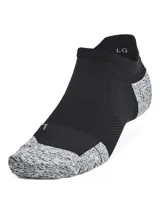Medias deportivas de corte tobillero color negro, con detalles en tejido melange gris en la puntera y el talón. Incorporan tecnología de secado rápido, soporte de arco y amortiguación en zonas de alto impacto.