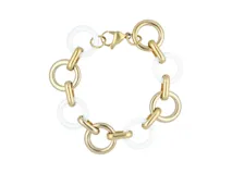 Pulsera de eslabones dorados y blancos con cierre de mosquetón.