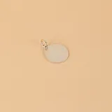 Dije de medalla circular lisa fabricado en plata 925, apto para grabado personalizado.