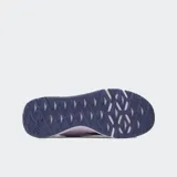 Championes de entrenamiento Reebok NFX para mujer, color violeta claro con detalles en violeta oscuro. Presentan parte superior de malla transpirable, entresuela de EVA y suela de goma con revestimientos laterales para mayor tracción.