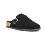 Zueco casual de mujer color negro, confeccionado en material tipo gamuza con interior forrado en corderito sintético. Presenta una hebilla metálica ajustable en el empeine y una suela con detalle de corcho y base antideslizante.