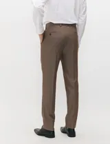 Ambo Harrington Select color azul oscuro, compuesto por saco de botonadura simple, chaleco abotonado y pantalón de vestir a juego, ideal para ocasiones formales.