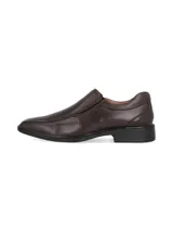 Zapato de vestir tipo mocasín color marrón oscuro, con diseño de costuras frontales y suela de goma negra.